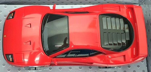 Rastar 1/24 Scale Radio Control Car 6975 - Ferrari F40 - Red - Zdjęcie 4 z 5