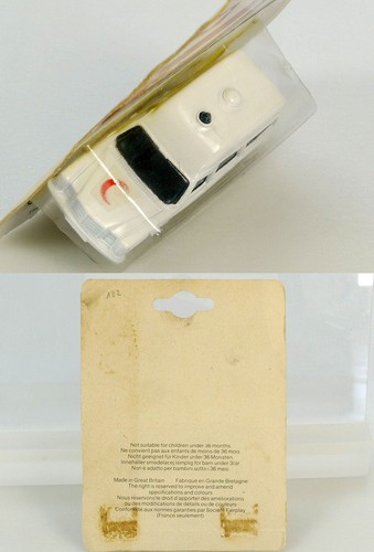 Corgi Juniors Mercedes 2200 Binz Ambulance Iran Saudi Arabia MOC OVP ZZ 1308-08- - Picture 3 of 3