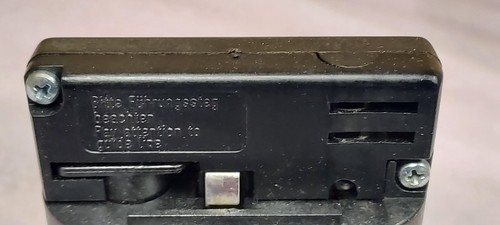 TRACK LIGHTS - OMEGA - 60 HZ, 120 VOLTS, 6 AMP - A C ONLY - OMEGA LISTED 103F - Picture 6 of 13