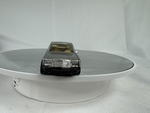 1981 Hot Wheels The Hot Ones Mercedes 380 SEL Dog In Back HK 1:64 Diecast Gold - Picture 11 of 15