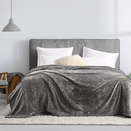 TILLYOU Flannel Fleece Blanket Ultra Soft Lightweight 300GSM King and Queen - Picture 6 of 7