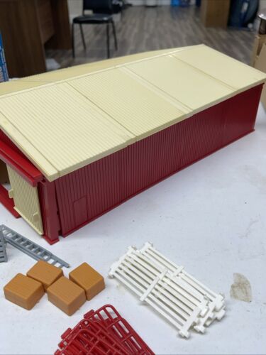 Ertl Farm Country Machine Shed Set Vintage Tractor Bldg Incomplete Read - Picture 6 of 17
