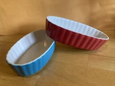 Set Of 2 Housewares International Mini Oval Fluted Baking Dishes Blue Red White