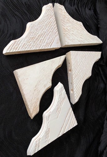 Lot Of 5 Patterened Crown Moulding Corners Real Wood - Picture 3 of 4