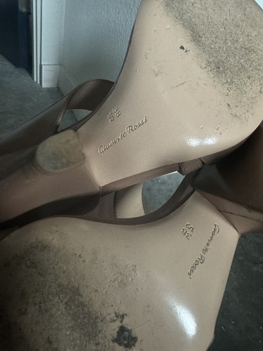 $795 Gianvito Rossi Viola Vitello Heels - Praline 38.5 EUC - Picture 6 of 6