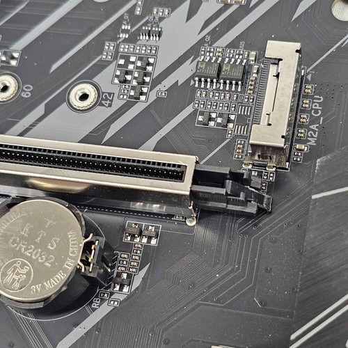 Placa madre para juegos GIGABYTE B550 AORUS ELITE AX V2 AM4 ATX - Imagen 3 de 7