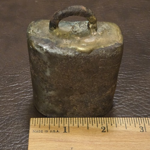 Campana de Metal Hecha a Mano Primitiva Rústica Cabra, Oveja, Vaca 31/4" Alto Alargada Redonda - Imagen 9 de 11