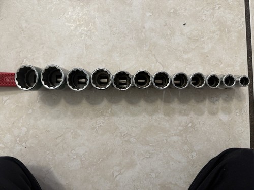 Snap On Chrome 1/2" Drive SAE Flank Drive 7/16"-1-1/8 Shallow Socket Set