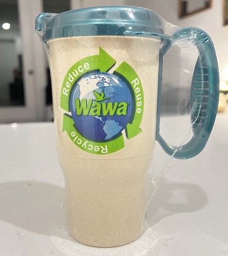 NEU Wawa Reduce Reuse Recycling Nachhaltigkeit Vintage Retro Plastikbecher Merch