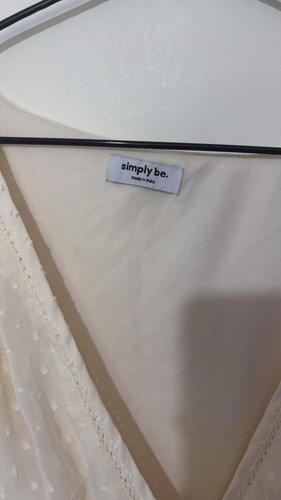 Cream Long Sleeve V-Neck Blouse Top Simply Be Size 28 Elegant Look - Picture 4 of 7