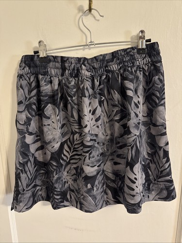 Speedo Damen Rock grau Tropical Print Tennis Pickleball Golf Gr. M - Bild 7 von 8