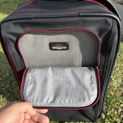 TUMI Alpha 22902DL9 22β Black Red Carry-On LIMITED EDITION Travel Luggage πΊπΈ - Picture 14 of 23