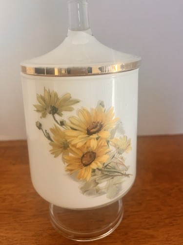 1970s /Vanity jar/ white internal painted glass/ yellow flowers gold rim/lid 8" - Picture 3 of 12