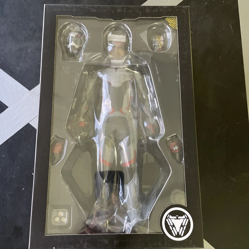Hot Toys Tony Stark Equipo Traje 1/6 Figura Vengadores Endgame MMS537 Nuevo Raro Japón Foto 2 de 4