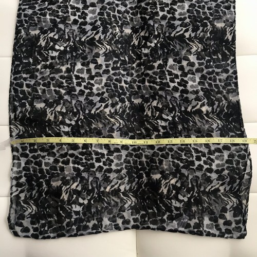 Women’s Animal Print Fashion Scarf Color Gray & Black One Size - Picture 6 of 7