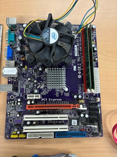 Retro ECS GF7050VT-M5 MCP73T-M5 LGA775 MATX + Intel Core 2 Duo E7500 + 6GB RAM - Picture 3 of 5