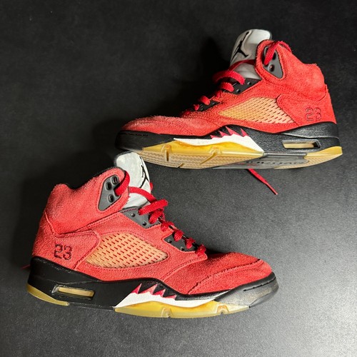 Size 9 - Nike DD0587-600 Air Jordan 5 Retro Raging Bull Toro Bravo Varsity Red - Picture 2 of 5