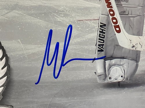 MARTIN BRODEUR NHL SIGNED AUTOGRAPHED 8x10 HOCKEY PHOTOGRAPH BECKETT BAS COA - Picture 2 of 4