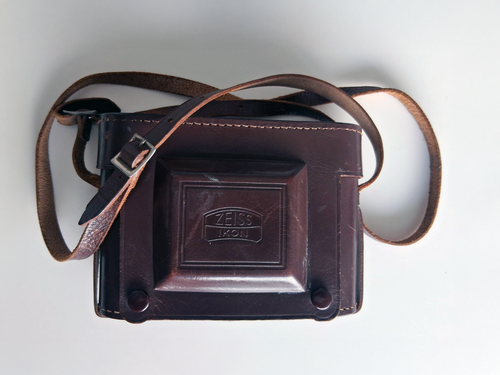 ZEISS IKON SUPER IKONTA 532 / 16 with 8cm F2.8 with Original Leather Case