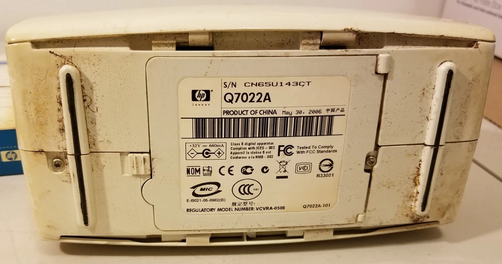 HP - A512 -Digital Photo Printer, 200 Sheets 4" x 6" paper, Q5431A / Q7906A-READ
