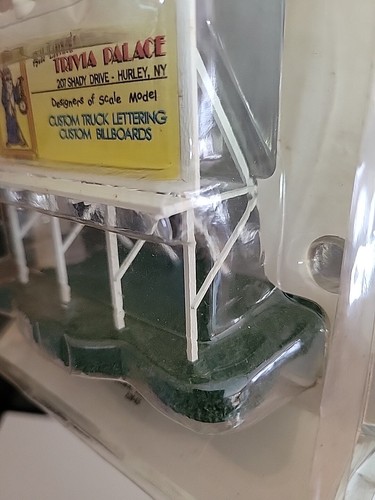 Athearn Ready To Roll Billboard."TRIVIA PALACE" Train Miniatures.  - Picture 8 of 12