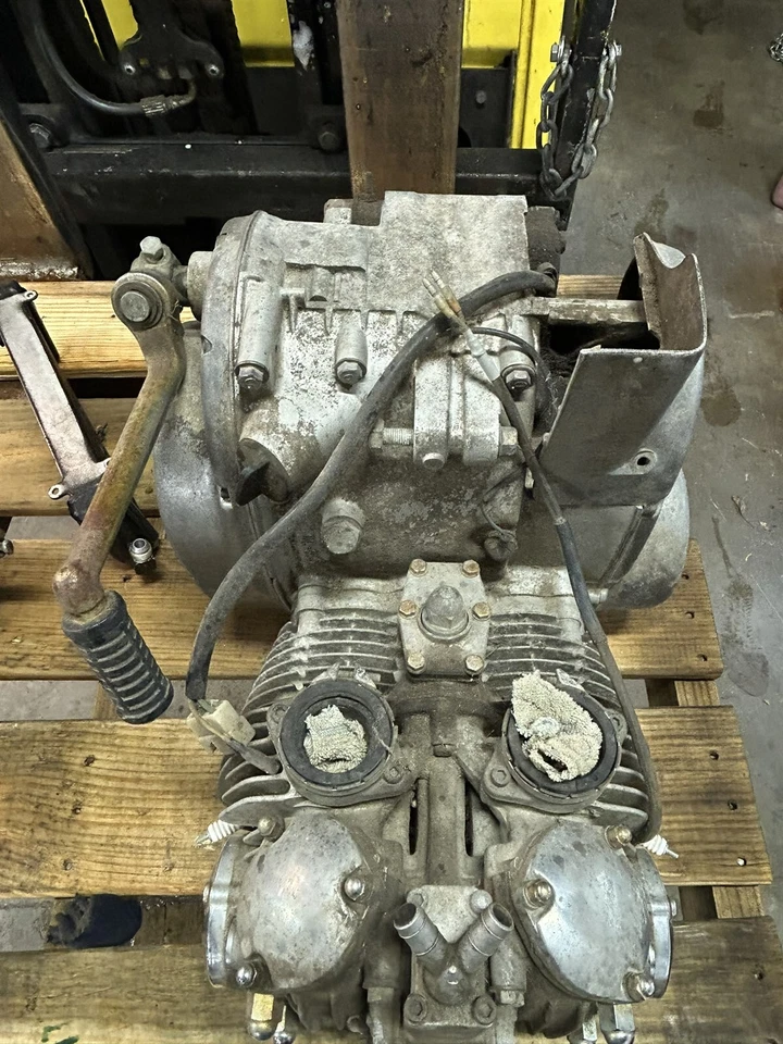 Motor Yamaha XS 650 XS650 75 BLOQUEADO  Foto 4 de 4