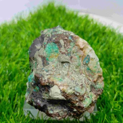 364 Grams Emerald Specimen with Matrix from Swat Area of Pakistan - Picture 2 of 6