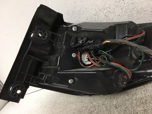 2013-2017 Chevrolet Traverse Outer Tail Light Driver Left LH Halogen AFT 5863 - Picture 9 of 10