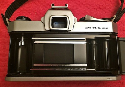 RARE COLLECTORS ASAHI PENTAX SPOTMATIC SP CAMERA w/SMC f/1.8