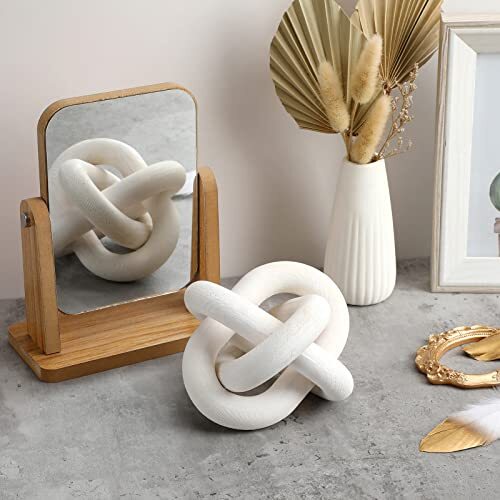 Wood Chain Link Decor 3 Link Wood Knot Decor Hand Carved Coffee Table White - Picture 6 of 7