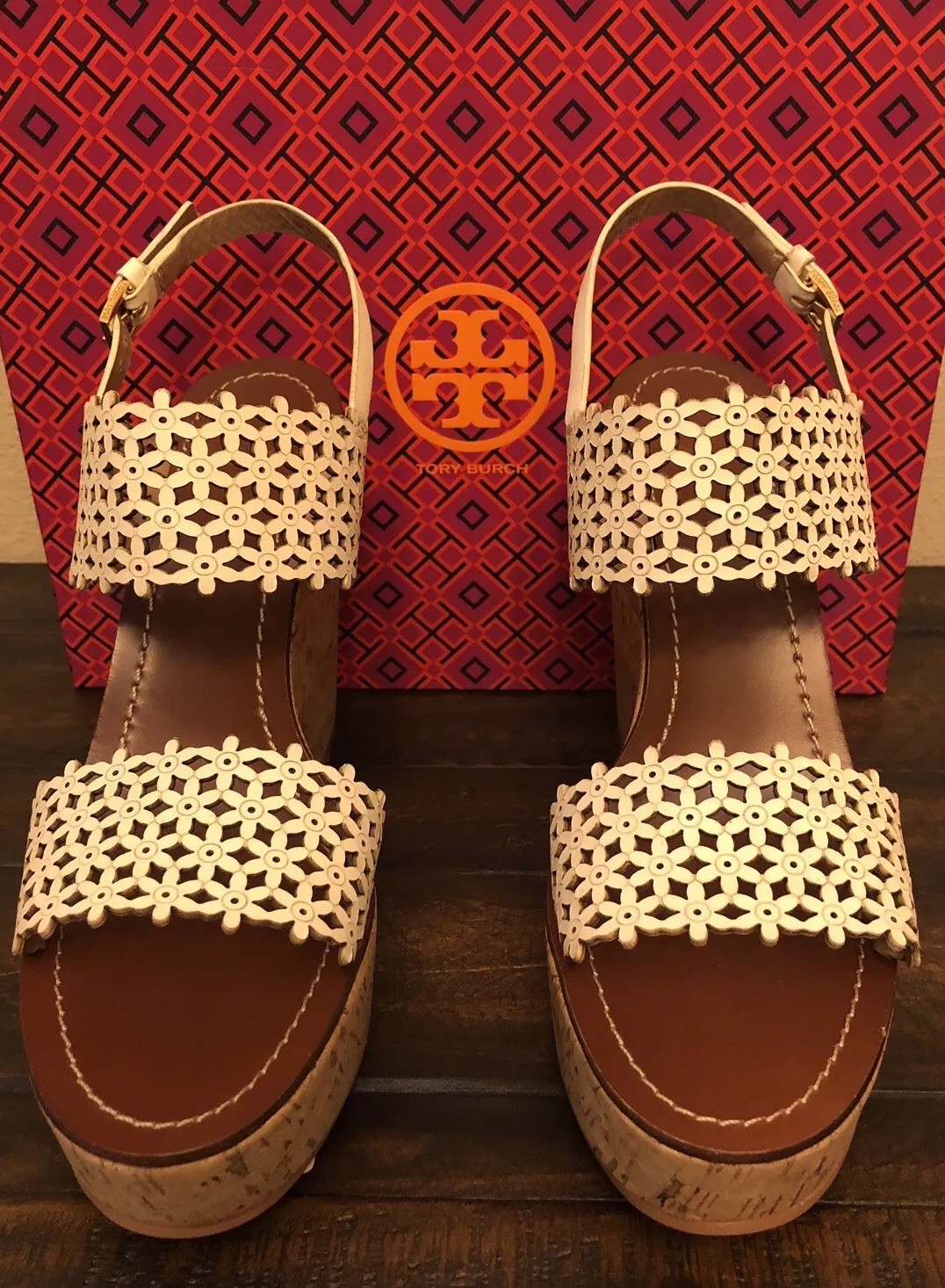 Nueva Floral blancoo TORY TORY TORY BURCH Perforado Plataforma Sandalia de cuña Talla 11 325 23ff6a Nueva Floral blancoo TORY TORY TORY BURCH Perforado Plataforma Sandalia de cuña Talla 11 325 23ff6a