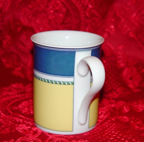 HUTSCHENREUTHER MEDLEY MANTOVA WEDGWOOD TUSCANY PATTERN Mug - Picture 9 of 9