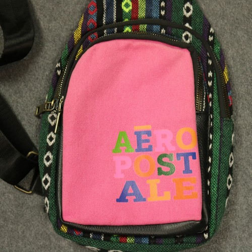 Aeropostale Umhängetasche Sling Bag Reißverschlusstaschen verstellbarer Riemen mehrfarbig 6"x11" - Bild 2 von 13