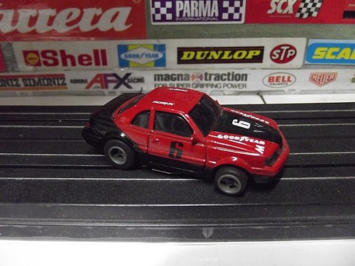 ROKAR MCAR, #6 GOODYEAR FORD T-BIRD STOCK CAR With FAST CHASSIS, HO SLOT CAR - Picture 3 of 3