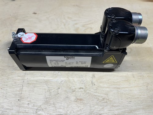 Schneider Electric AC Servo Motor BSH0553T11A2A 1.3N.m, 3000rpm, keyed shaft, - Picture 2 of 9