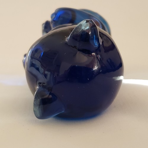 Fermacarte orsacchiotto Fenton blu cobalto seduto statuina vetro altezza 31/2" vintage - Foto 8 di 10