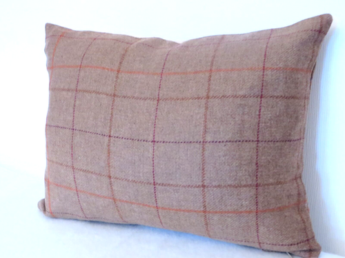 Cushion cover in Brown and red check wool blend 16"x 12" - Picture 3 of 4