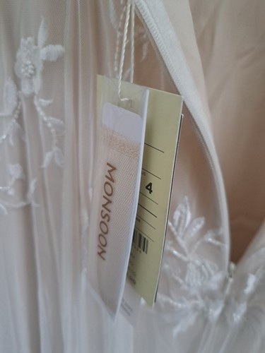 Monsoon Ivory Bridal Wedding Dress UK8 £750 - Picture 22 of 23