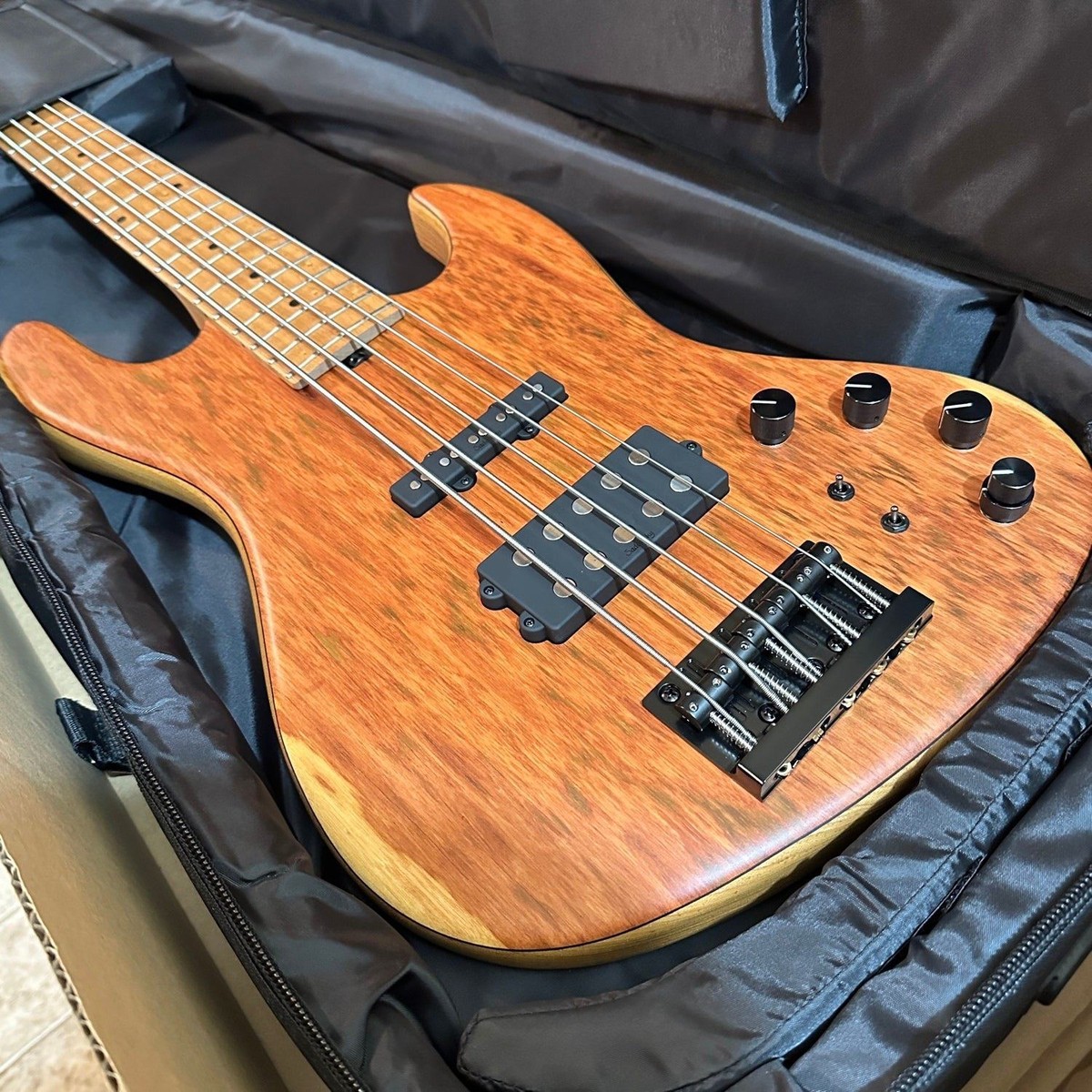 【美品お買い得】Sadowsky MetroLine SAlapMaster Sadowsky Press Release: Sadowsky MetroLine & MasterBuilt