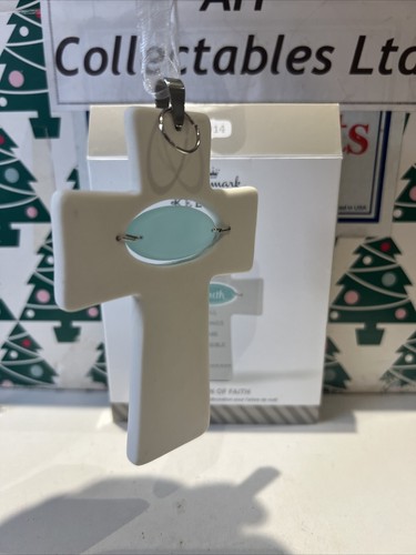 A Season Of Faith Porcelain Cross Christmas Hallmark Keepsake Ornament NIB - Picture 10 of 12
