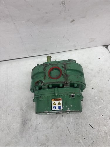 SpeedAire SA 3300H Positive Displacement Blower Horizontal Right Hand, 1" - Picture 2 of 5