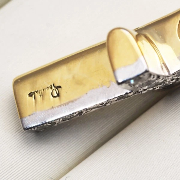 Pingente Pomellato autêntico cruz de diamante bicolor ouro branco amarelo 18K 750  - Imagem 4 de 4