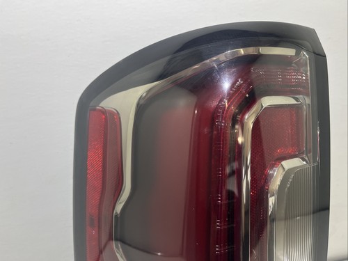 2016 2017 2018 GMC Sierra LED Tail Light Driver Left LH OEM 2420 - Picture 5 of 15