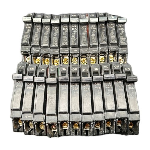 *Lot Of 22* GE THQP115/120 15A/20A 120/240V Circuit Breakers NEW - Free Shipping