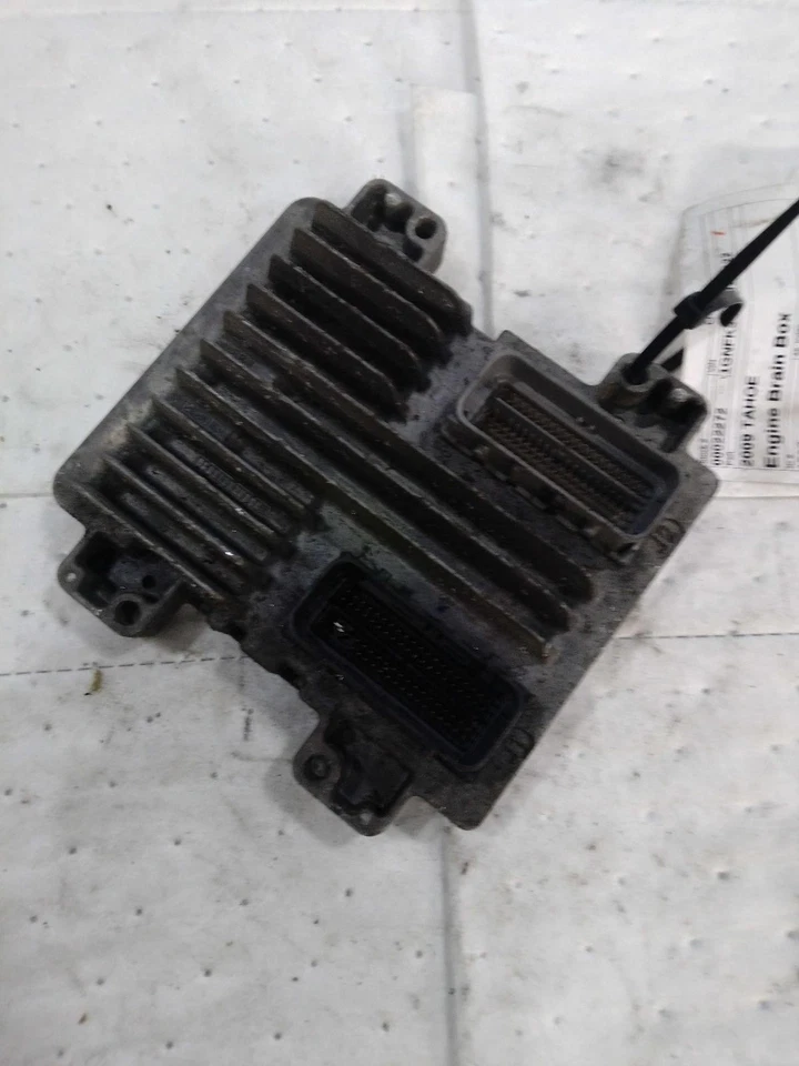 Módulo de control del motor usado (ECM) se adapta a: Chevrolet Tahoe 2009 control electrónico M Foto 3 de 4