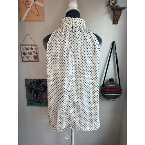 Hope & Harlow- Sz Large- Halter button up neck- Off White Black- Abstract Design - Picture 2 of 7