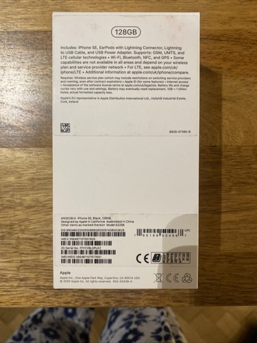 Apple iPhone SE (2nd Generation, 2020) 128GB Black Unlocked Smartphone A2296 - Picture 7 of 9