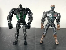 2011 Real Steel Jakks Pacific EFX Light Up Action Atom Vs Zeus