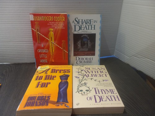 4 Women's Crime Mystery Assorted Authors Paperback Book Lot - Picture 1 of 5