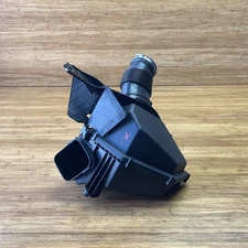 2018-2025 BMW M5 F90 4.4L Intake Muffler Air Cleaner Assembly 7856922 OEM